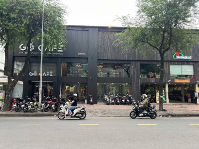 CHO THUÊ GÓC 2 MẶT TIỀN 848 SƯ VẠN HẠNH, QUẬN 10 – GẦN VẠN HẠNH MALL VÀ TRƯỜNG HUFLIT