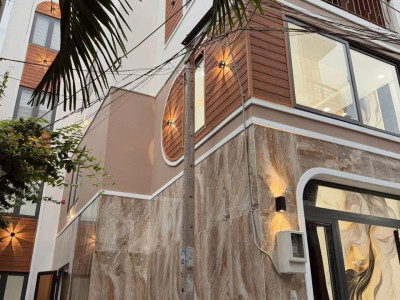 CHDV GÓC 2 MẶT TIỀN – THANG MÁY – XÂY MỚI 100% – SÁT CỔNG ĐẠI HỌC CÔNG NGHIỆ